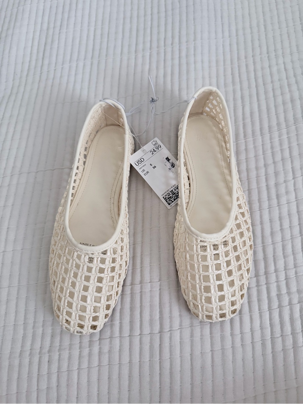 H&M Cream Woven Ballet Flats Size 5